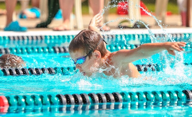 
Estimula el deporte
